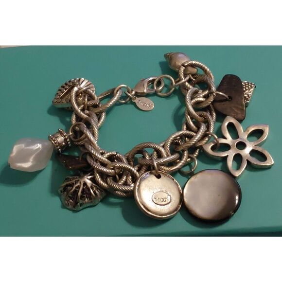 Whimsical Chicos Lots of Charms Goldtone Bracelet - Picture 2 of 2